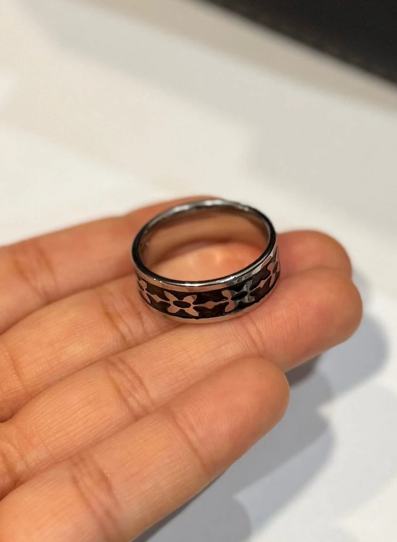 Anillo de flores unidas's foto | Dark Store |  BizneCubano